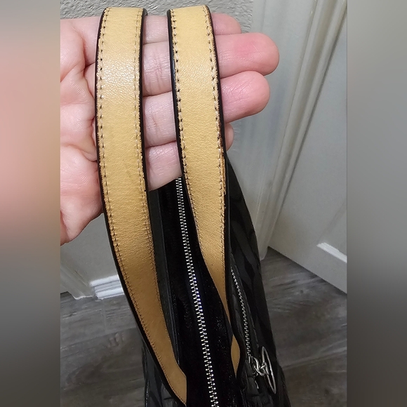 Coach Black Quilted Patent Leather Poppy Black Tote EUC - Picture 6 of 16